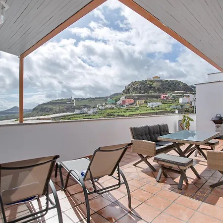 Adejo Vacacional Moya (Gran Canaria)