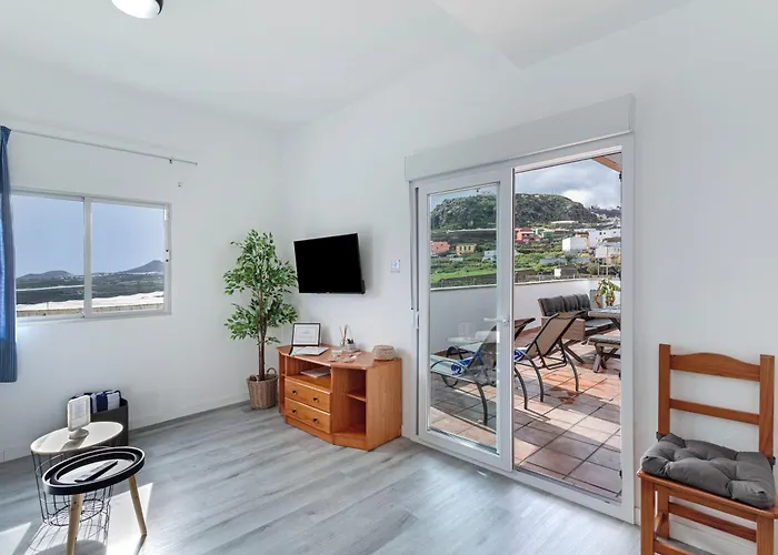 Adejo Vacacional * Moya (Gran Canaria)