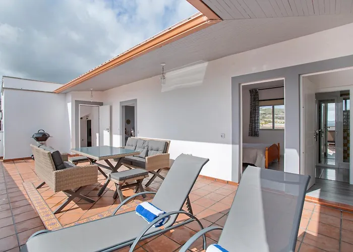 Adejo Vacacional Moya (Gran Canaria)